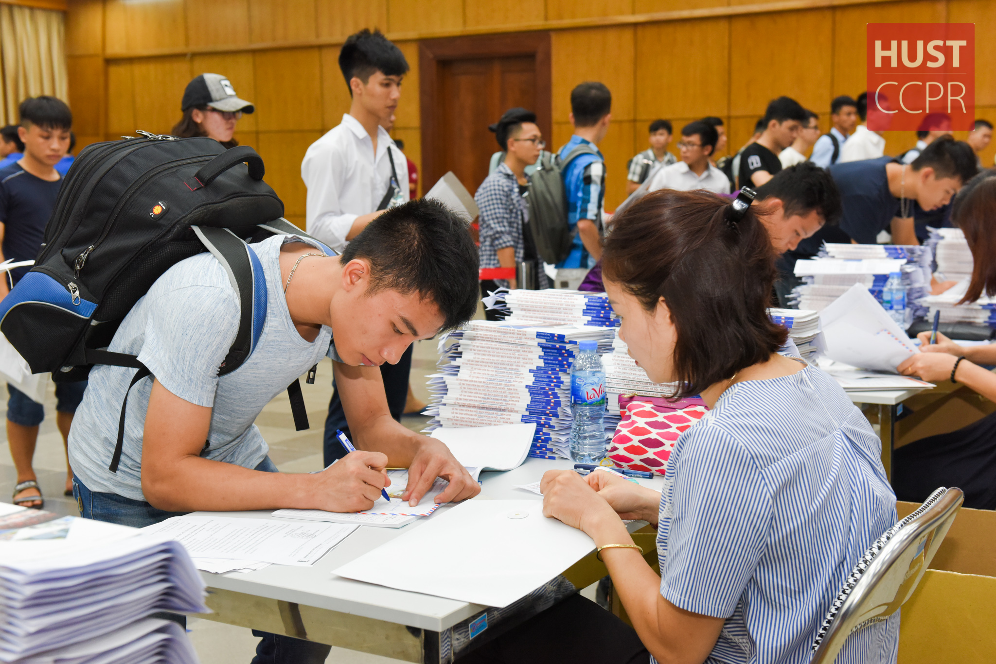 Tìm hiểu khối a b c d là gì và những ngành học liên quan tại Việt Nam